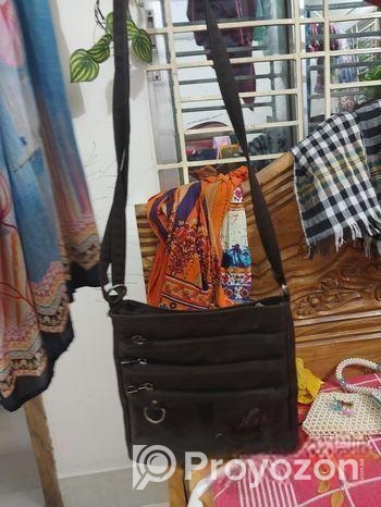 হ্যান্ড ব্যাগ