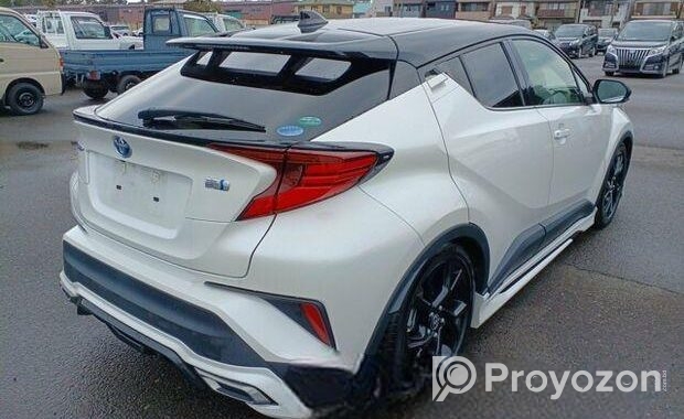Toyota C-HR G-LED,SHOWROOM STOCK 2021