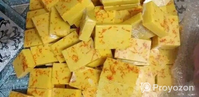 Saffron Brightening Goat Milk Soap
