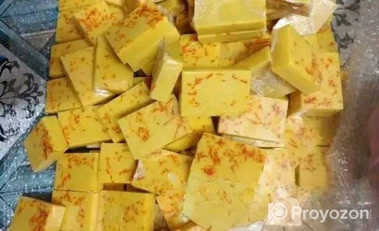Saffron Brightening Goat Milk Soap