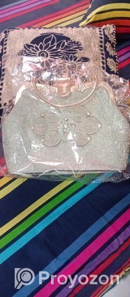 ব্যাগ বিক্রয় হবে