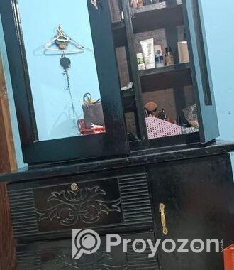 Dressing tables sell