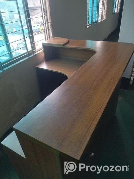 ফার্নিচার