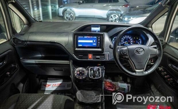 Toyota Voxy V(2DP) BROWN 3.5grd 2020