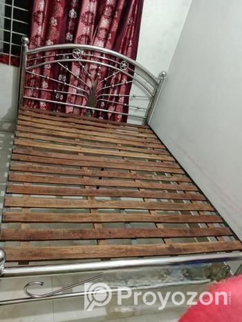 এস স্টিল এর ডাবল খাট