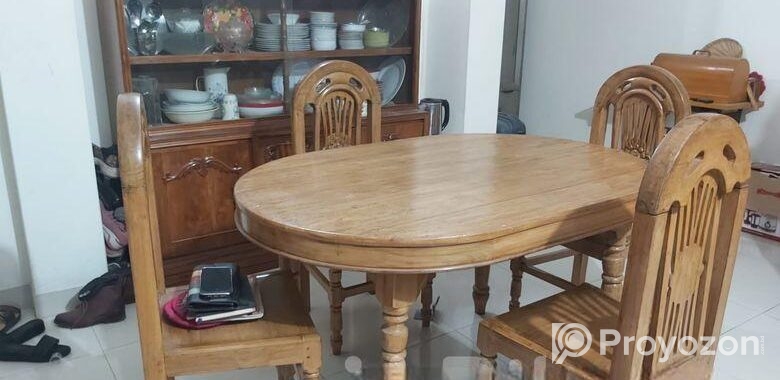 Dining table & chairs