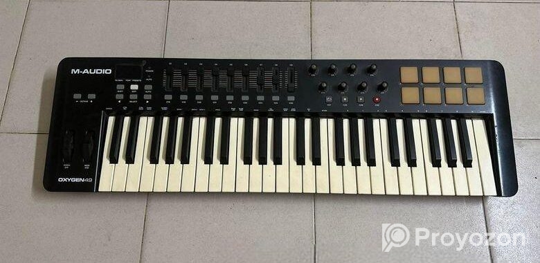 M Audio Oxygen 49 Midi Keyboard