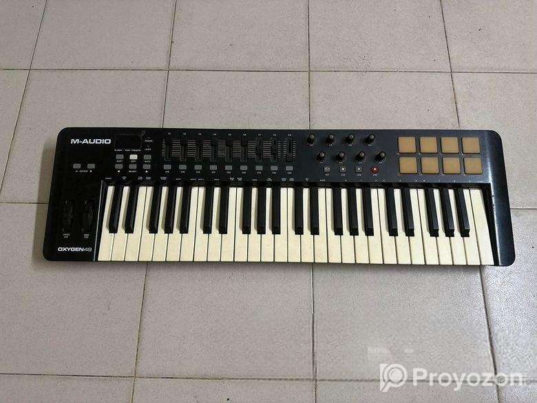 M Audio Oxygen 49 Midi Keyboard