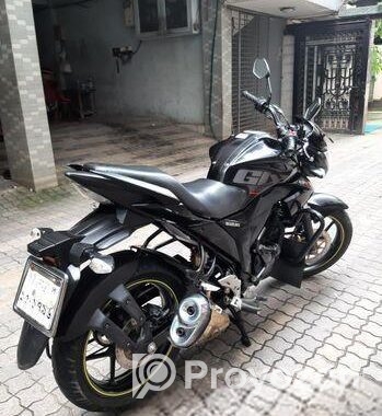Suzuki Gixxer Monotone black colour DD 2018