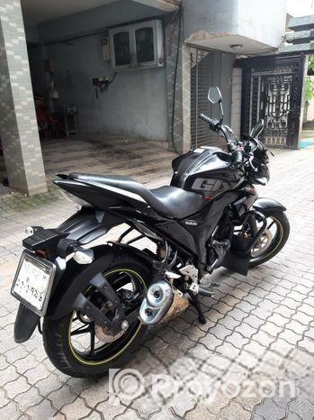 Suzuki Gixxer Monotone black colour DD 2018