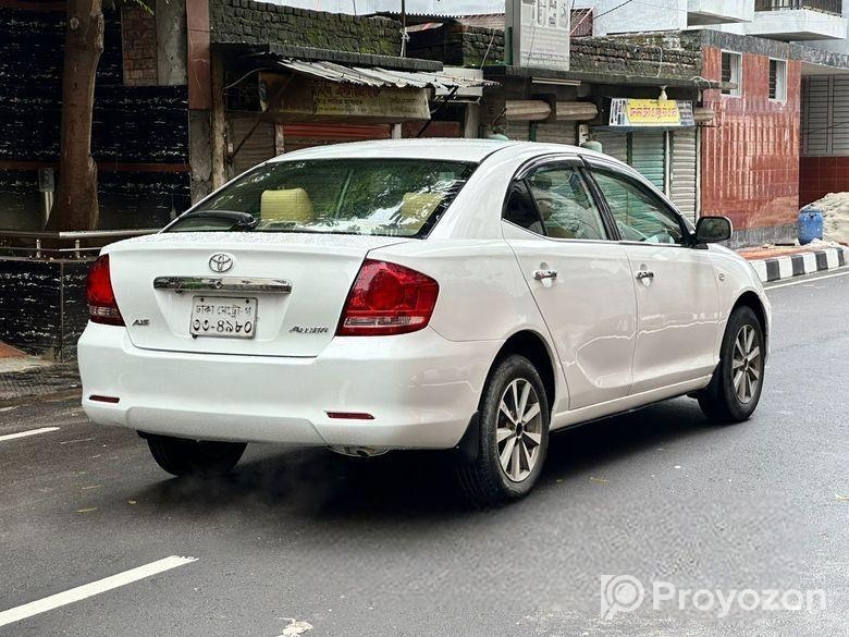 Toyota Allion . 2005