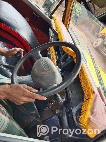 Toyota Land Cruiser 2004