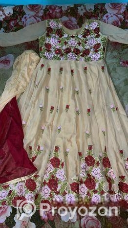 গাউন ড্রেস