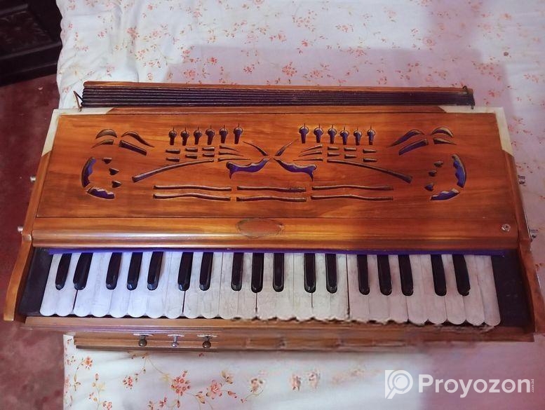 হারমোনিয়াম (সেগুন কাঠ)