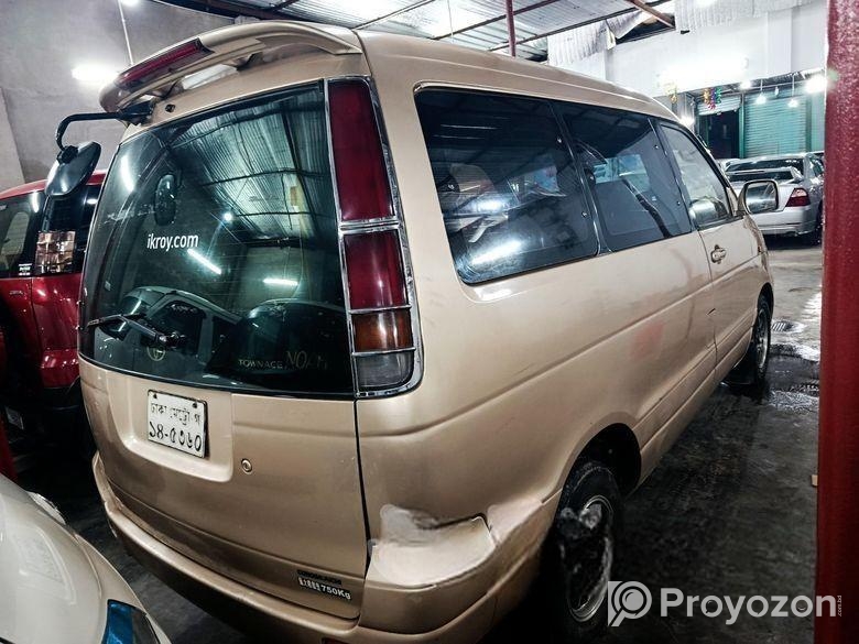 Toyota Noah Superstar Limo 1996
