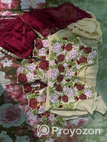 গাউন ড্রেস