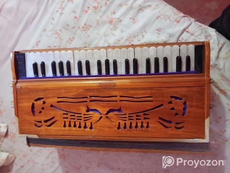 হারমোনিয়াম (সেগুন কাঠ)