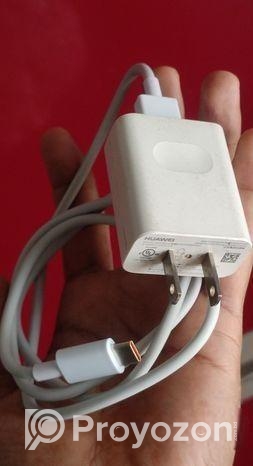 হুয়াওয়ে অরজিনাল মোবাইলের সাথে চার্জার ১০ ওয়াট ট