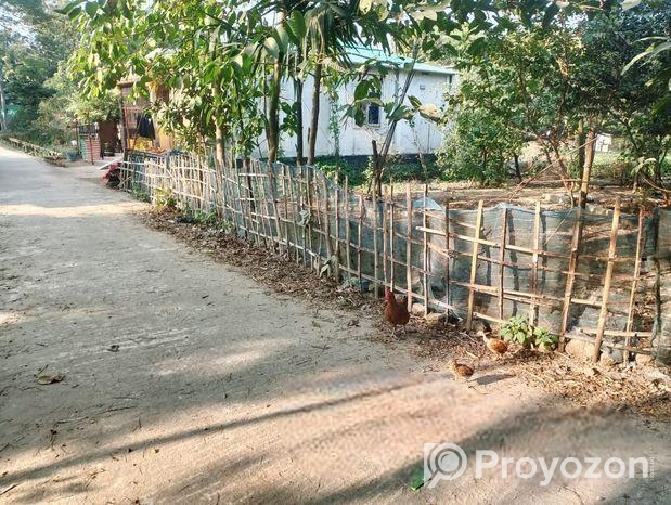 জায়গা বিক্রয় হবে ৪ ডেসিমাল,রাস্তার পাশেই সম্পূর্ণ