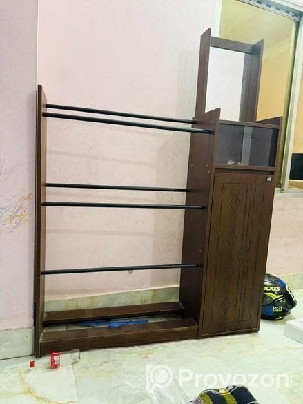 আলনা কাম আলমারি