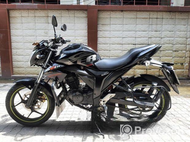 Suzuki Gixxer Monotone black colour DD 2018