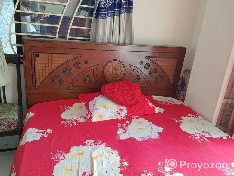 খাট বিক্রি করা হবে