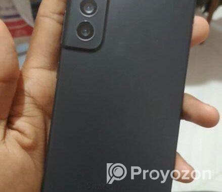 Samsung Galaxy S21 FE 5G . (Used)