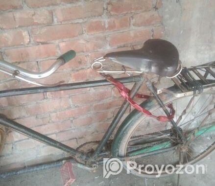 একটি বড় হিরো বাইসাইকেল বিক্রি হবে