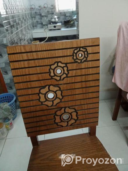 ৪ চেয়ার এর ডাইনিং