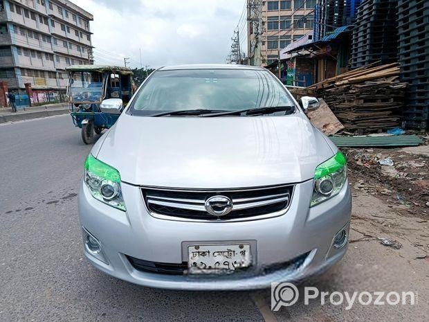 Toyota Axio X Fielder 2011