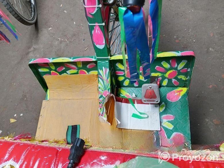 অটোরিকশা বিক্রি হবে