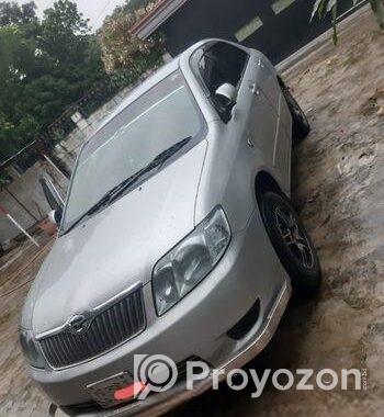 Toyota Corolla silver 2005