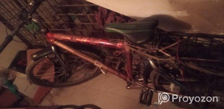 একটি বাইসাইকেল বিক্রয় করা হবে।