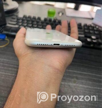 Apple iPhone 11 (Used)