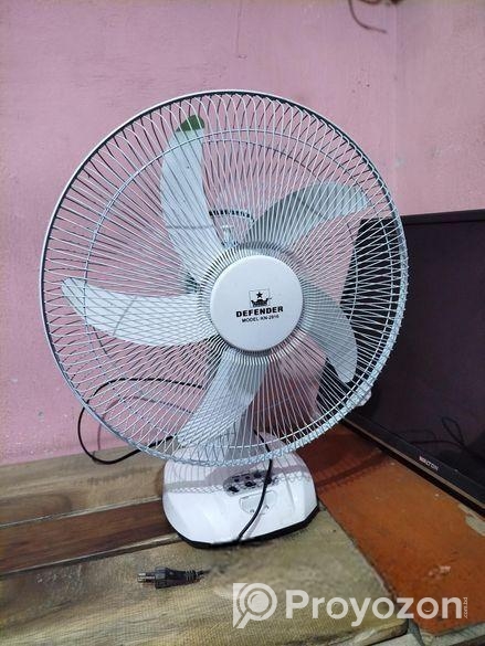 Defender Fan