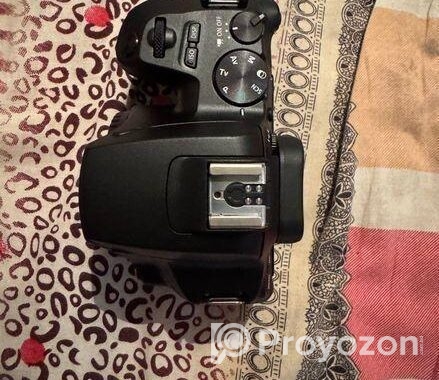 Canon EOS 250D DSLR Camera (18-55mm Kit Lens সহ)
