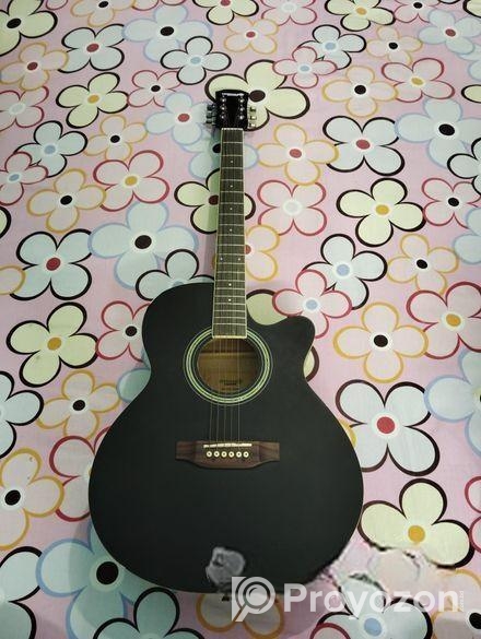 Guiter for sell