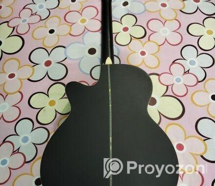 Guiter for sell