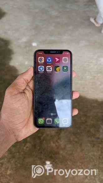 Apple iPhone XS used (Used)