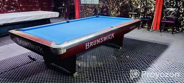 Brunswick Gold Crown 5 Model Pool Table