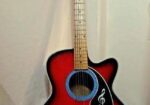 Guiter for sale