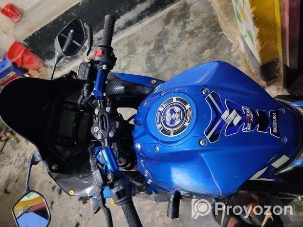Suzuki Gixxer SF 2017