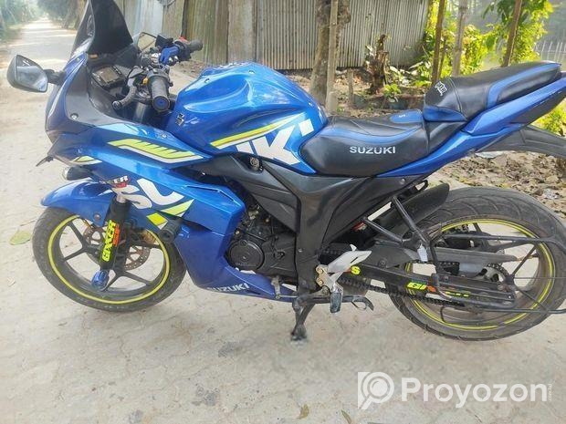 Suzuki Gixxer SF 2017