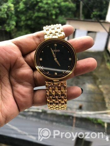 ছেলেদের হাতের নতুন ঘরি