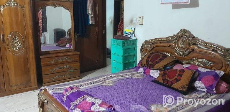 1675 Sft Ready Flat Sale at Baily Road