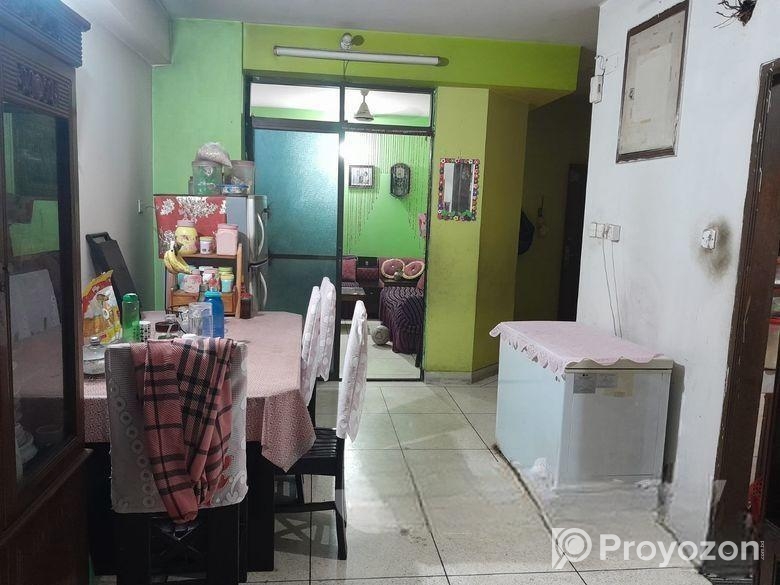 1675 Sft Ready Flat Sale at Baily Road