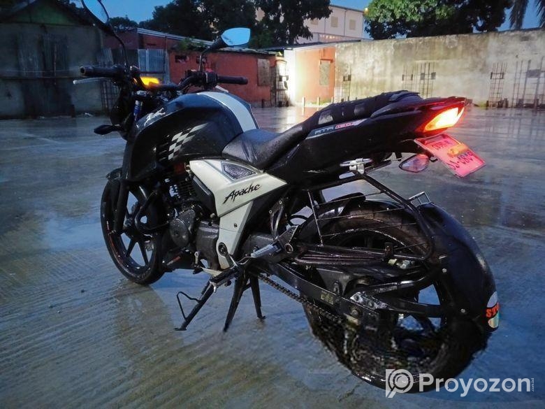 TVS Apache RTR 4v 2020
