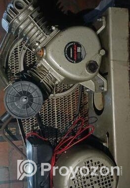 Piston air compressor