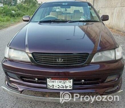 Toyota Corona . 2000