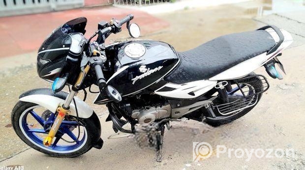 Bajaj Pulsar 150 2016